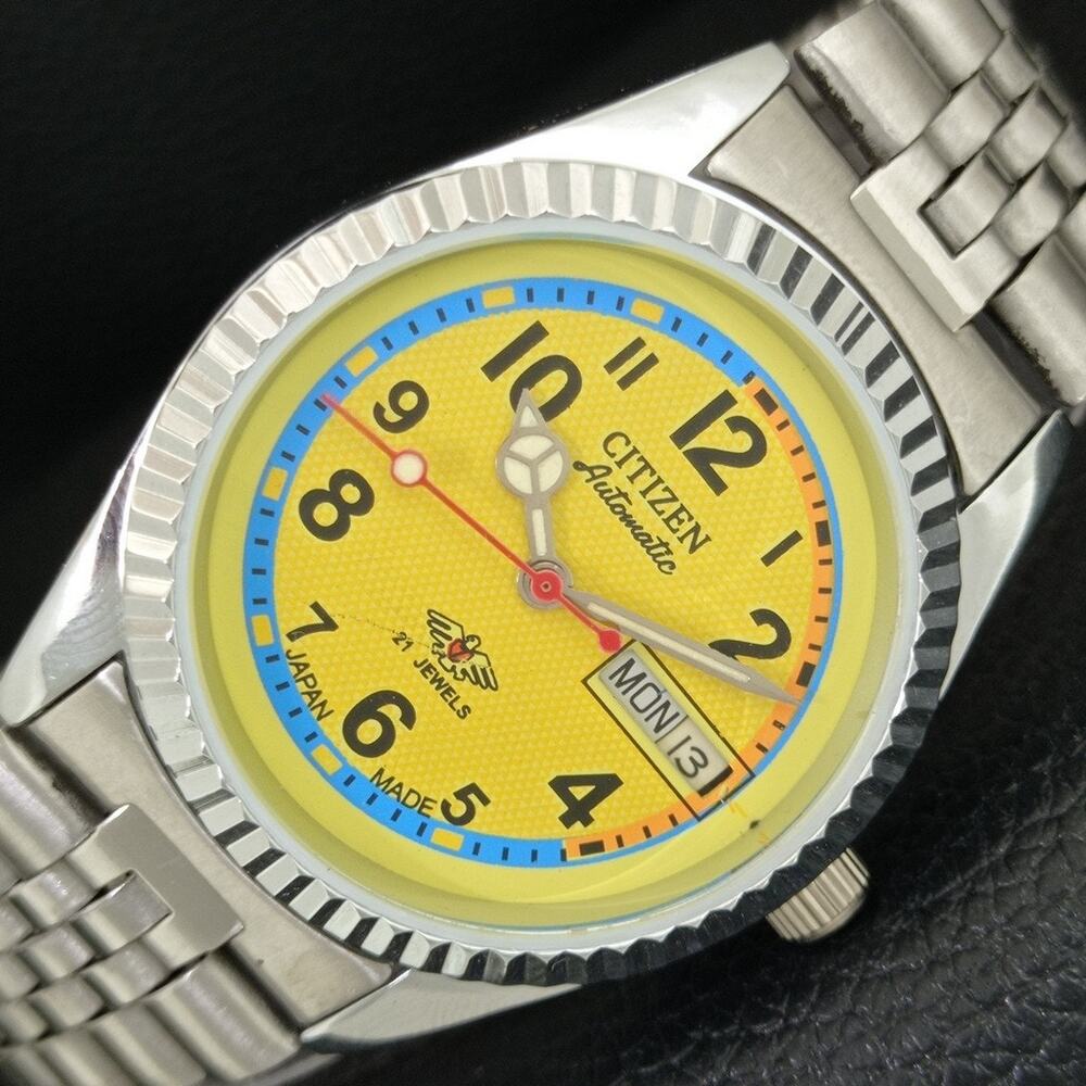 Vintage 1986 Citizen Automatic Mens Silver Watch W/daydate & Yellow accents